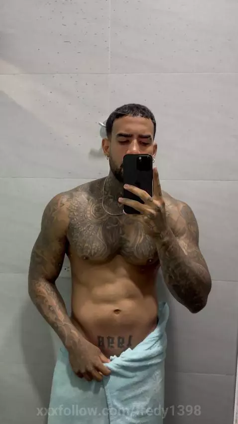 acompañame a bañar by fredy1398