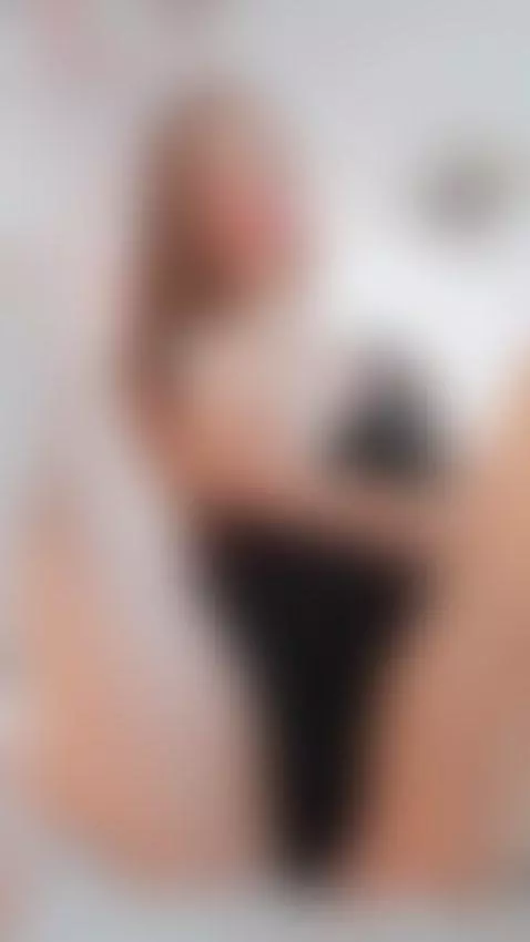 Precision never looked this playful… or this tempting. by scarletmore