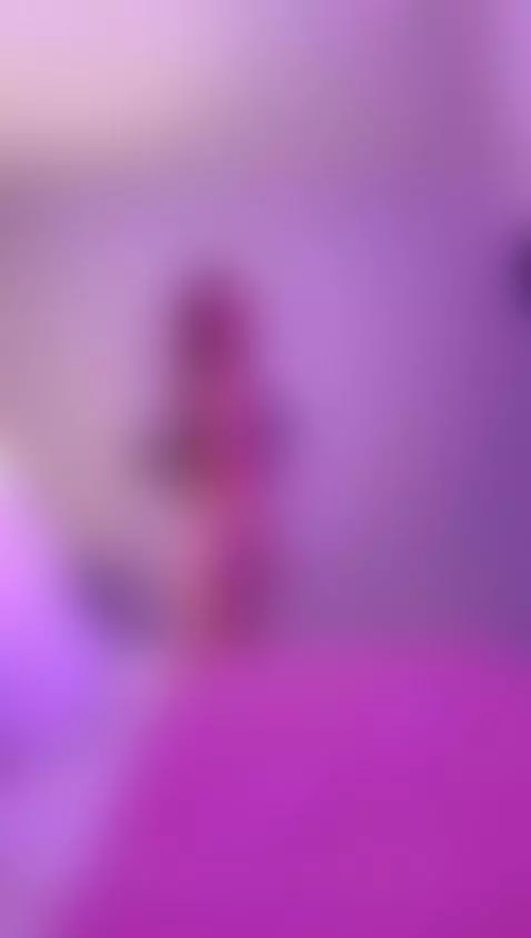 One look is enough to make you tremble by scarletmore