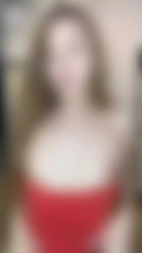 Light hair, long legs, and zero limits 💫
Follow the vibe — l... by violavirg1n