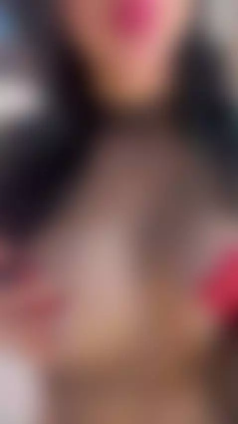 “If this popped up on your screen… lucky you 😉” 🍀✨🫶🏻⚡️ by miahertz