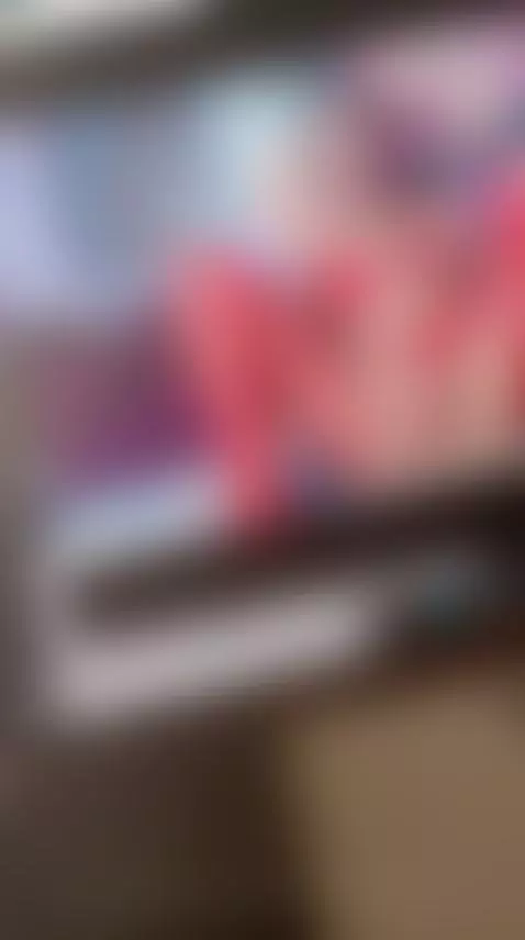 una chica femenina by kattiadeluchi