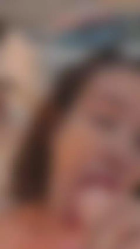 deep throat with a lot of saliva 🤤🍆 by lunashea2