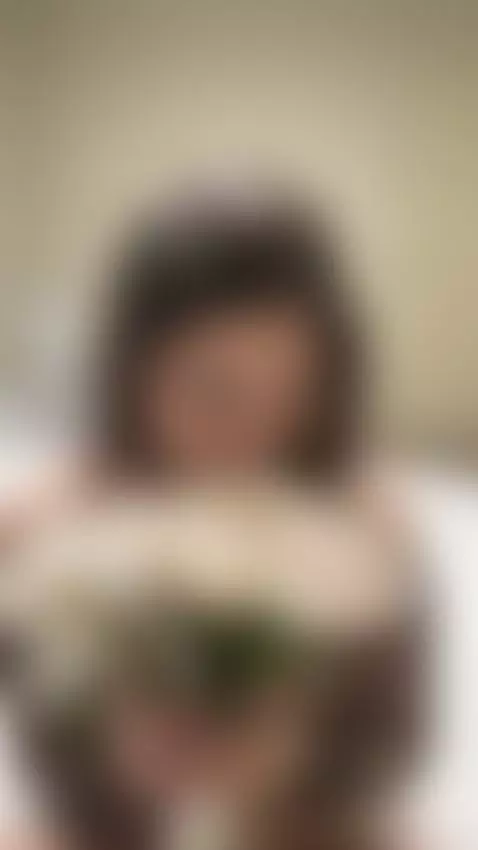 Showing off my petite body by vimelody