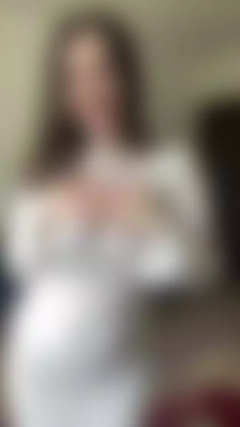 Showing off my petite body by vimelody