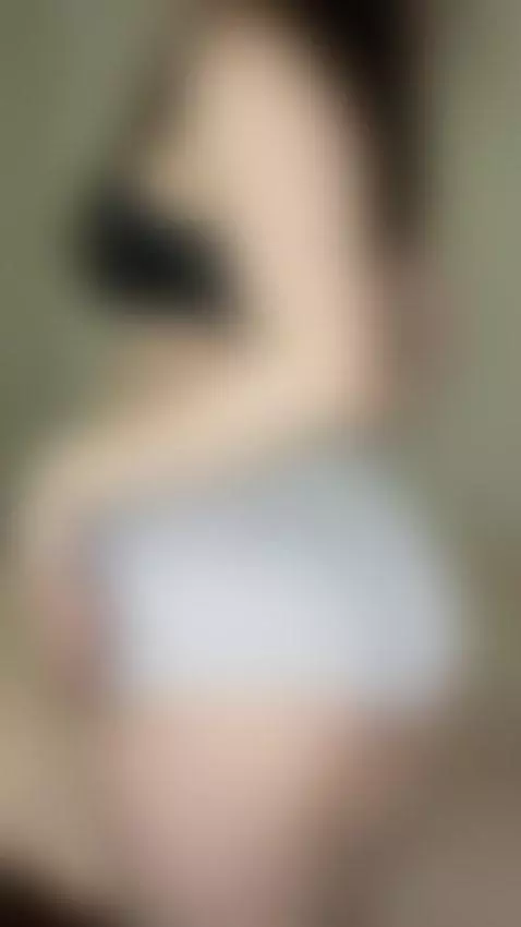 I need a man to handle this petite body by vimelody