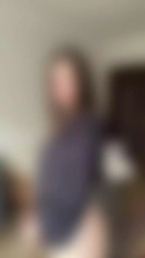 I need a man to handle this petite body by vimelody