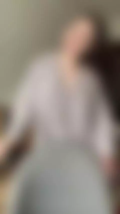 I look hotter when the sunlight hits my body by vimelody