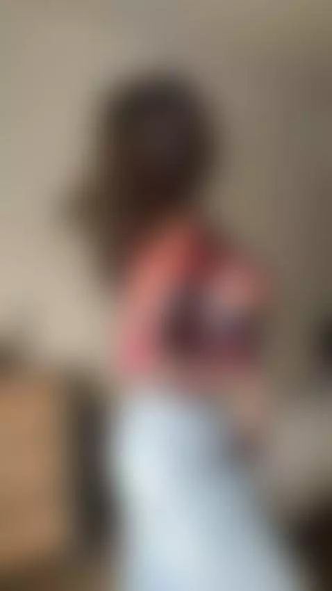 Lookin for a face to sit on, any takers? by vimelody