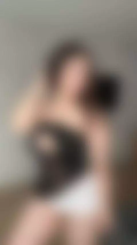 be my king for the night? 👑😘 by vimelody