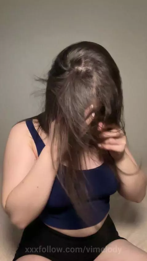 tiny tease needs a big squeeze 😏🤏 by vimelody