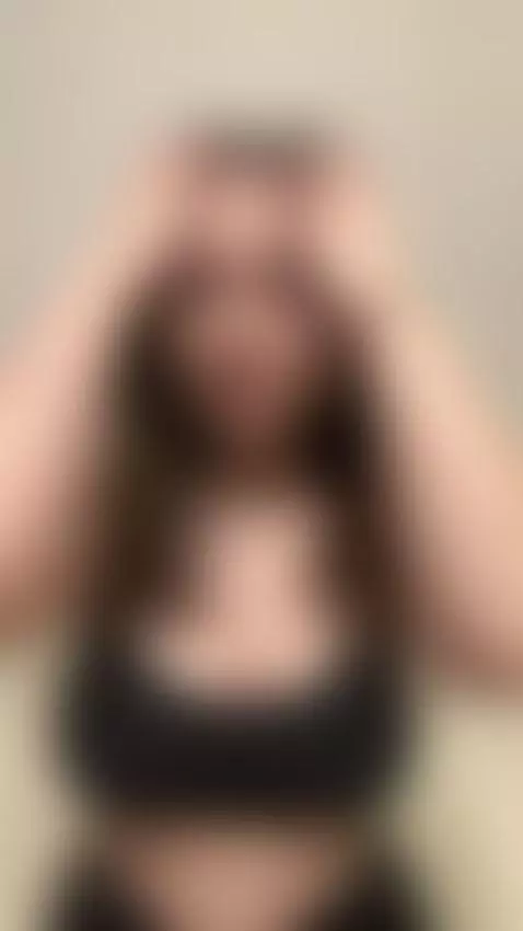 wanna be my midnight snack? 🌙🍴 by vimelody