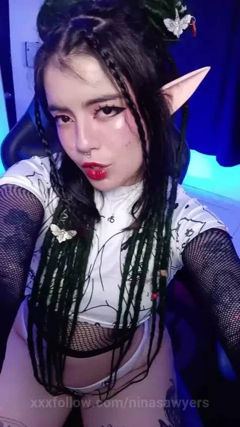 Sexy Elf!! by ninasawyers