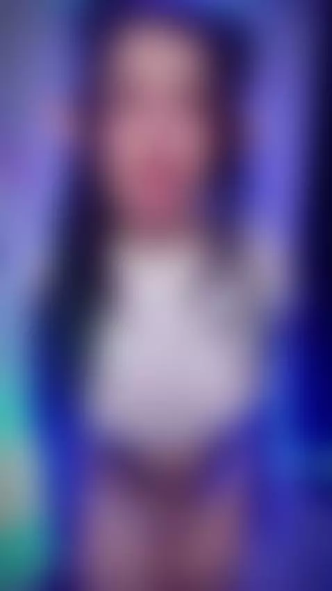 I’m your epic fantasy come to life 🌙💖 by ninasawyers