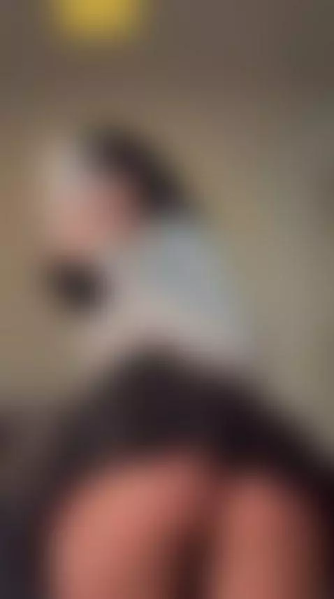 Skirt up. Back arched. Holes exposed.
Wanna be the reason I ... by hannadrips