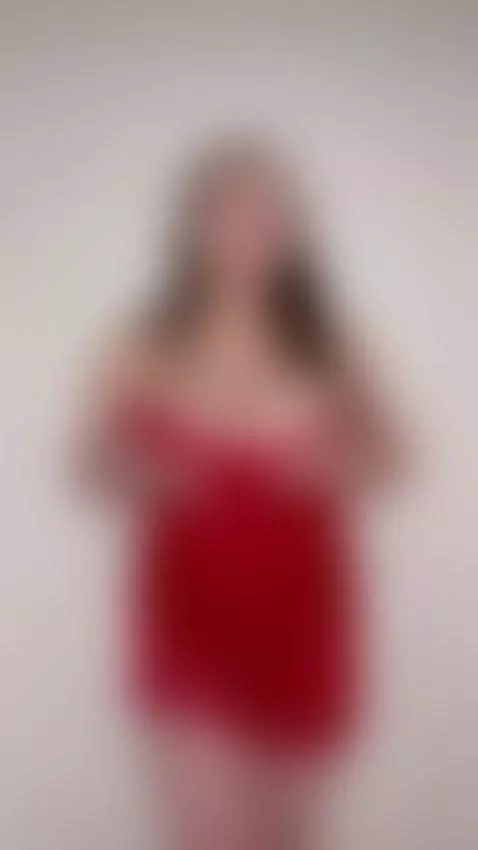 This dress begs to be taken off… 😈💚
Wanna see what happened ... by mialovevip