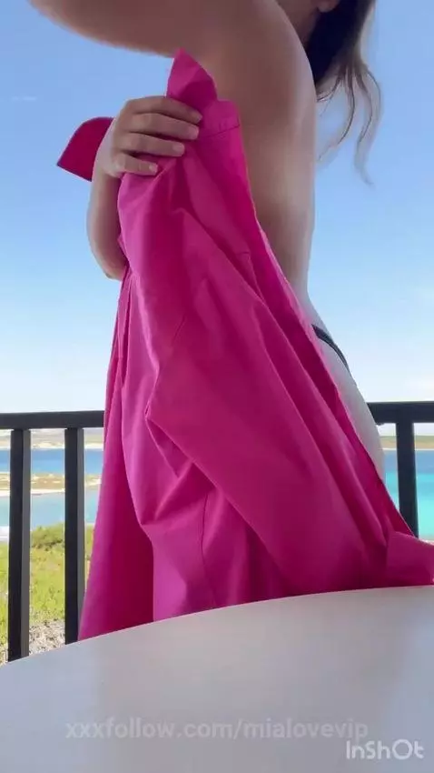 Natural beauty. Radiant confidence. Real life 👱‍♀️ Join my O... by mialovevip