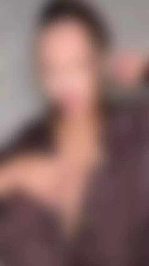 She will do anything for your Onlyfans subscription - give h... by mialovevip