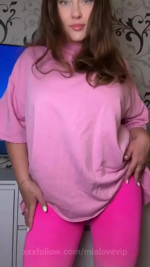 You'll see more of her on Onlyfans! 😚 by mialovevip