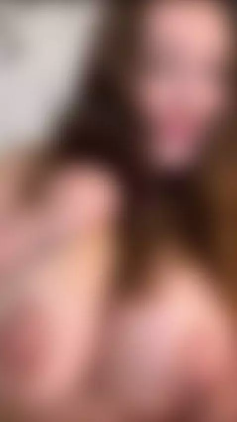 Redhead bitch is trying to pick you up! Onlyfans in bio! 😇 by mialovevip