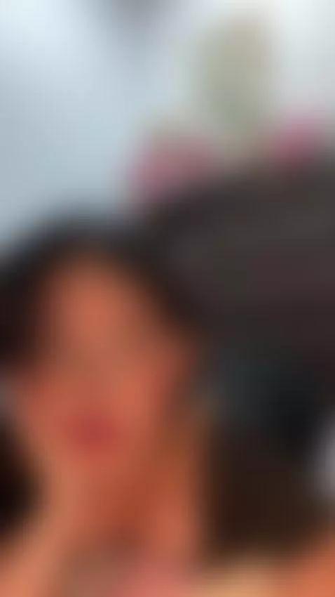 me arruchas ? 🥺 by emilywinsly