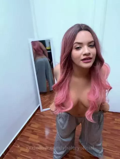 te gusta mi culito ? by vhaleryoficial