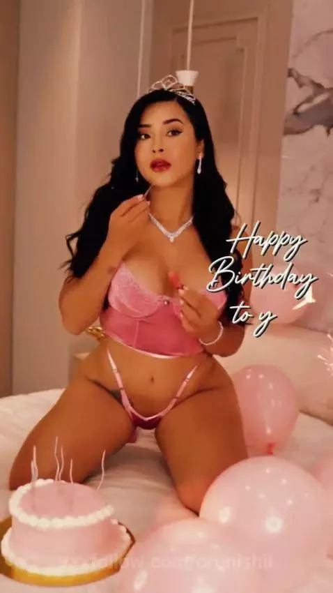 Hot Special show today at 7 pm Colombian Time by Only Fans by orenishii