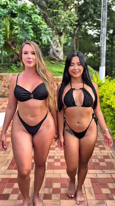 We are doing what we like to do most... moaning!!! by orenishii