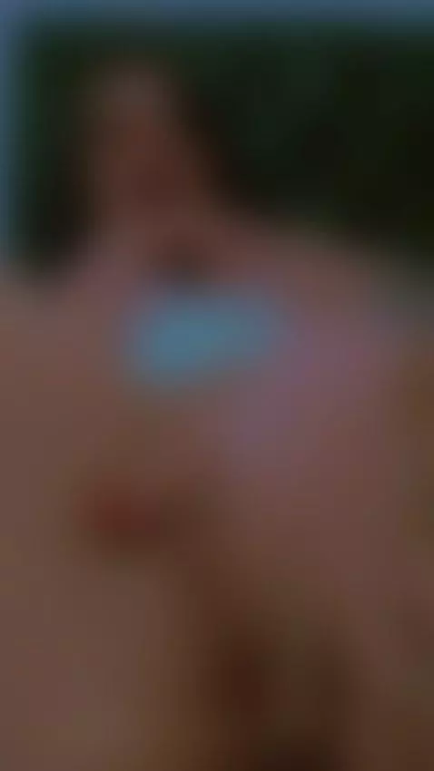 chaturbate => lexxie_weed

A girl who loves orgasms, watch m... by alexxastart