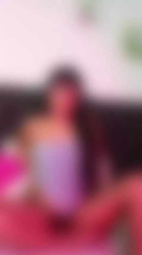 Let yourself be seduced by my tits, I want to fuck you very ... by saraemmasweet