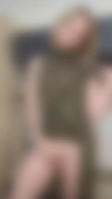 Pretend I’m your little secret tonight 🔒💖 by milapixie