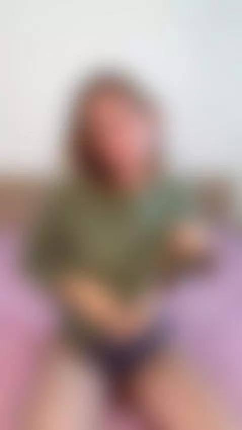 hehe I got distracted n forgot what I was doing 😭 classic me... by milapixie