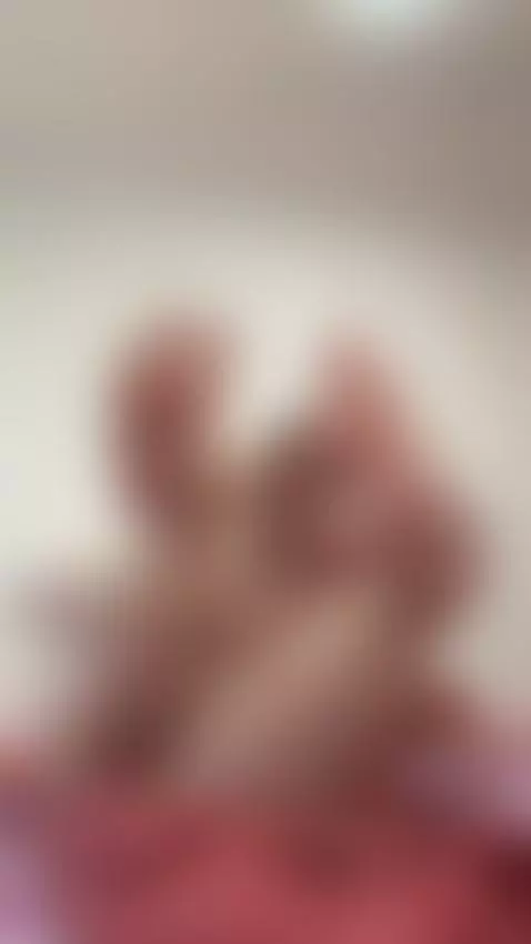 uwu I love lazy mornings n messy buns 🩷☕✨ giggles by milapixie