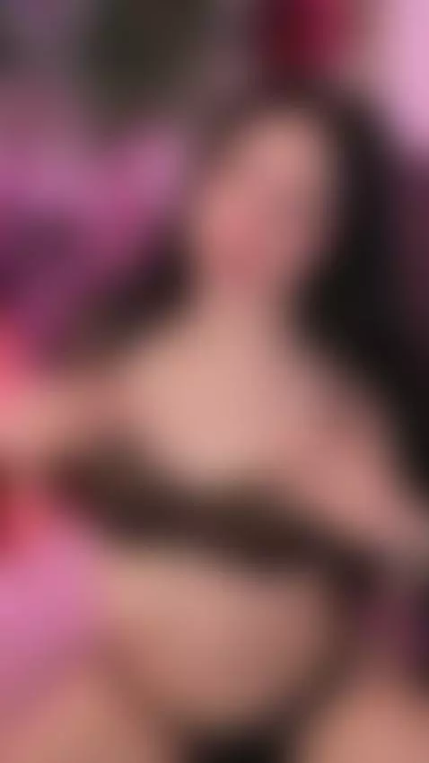 realgirl, naturalboobs, bigboobs by loonaeclipse