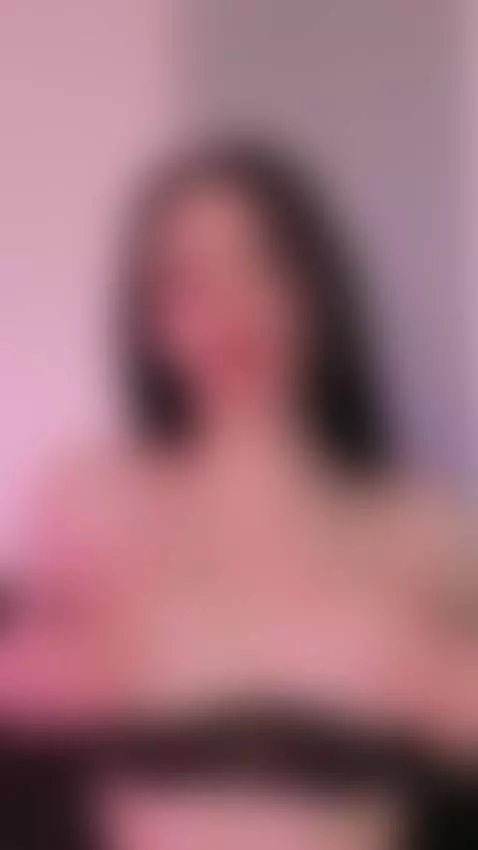 realgirl, naturalboobs, bigboobs by loonaeclipse