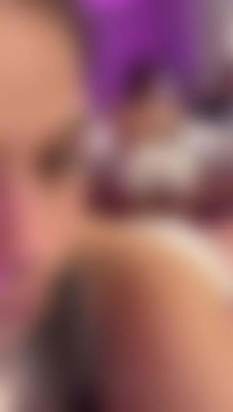 An angel with a great booty by kiki-cam