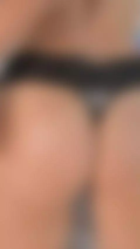 Spanks tits and ass by shopiawilliams15