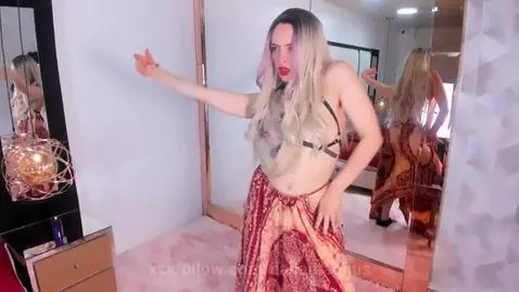 I am a hot and burning sensual by daliamagnus