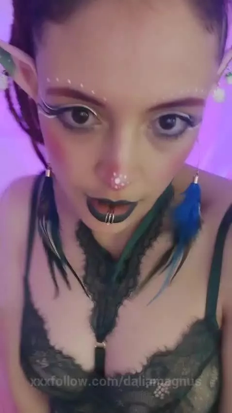 Sensual and extortide Latina girl 💦🥵 by daliamagnus