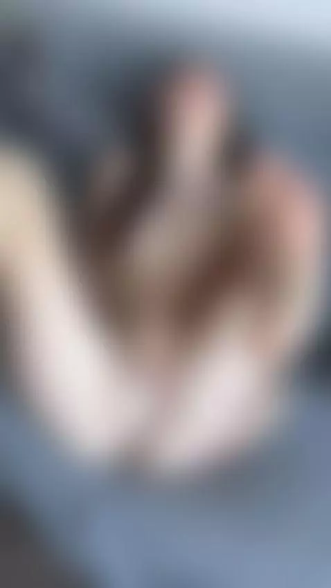 Silk strands: flowing beauty 🌌
Grace in every wave — subscri... by emilycakesweet