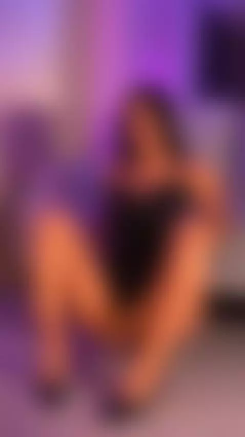 This pussy owns every inch of u by aishhaferrari