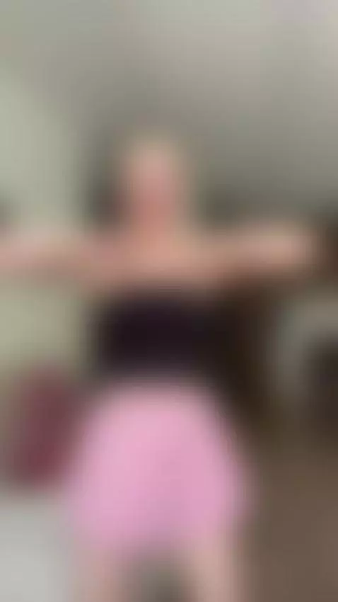 I love showing you different dances.🥰 by alkh1mova