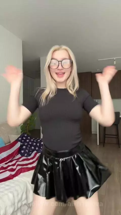 This skirt suits me?😉 by alkh1mova