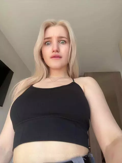 Too hot to handle 😏🔥 by alkh1mova