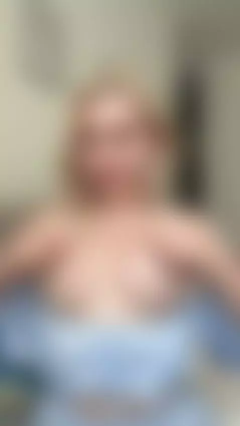 Sexy tits 😍 by alkh1mova