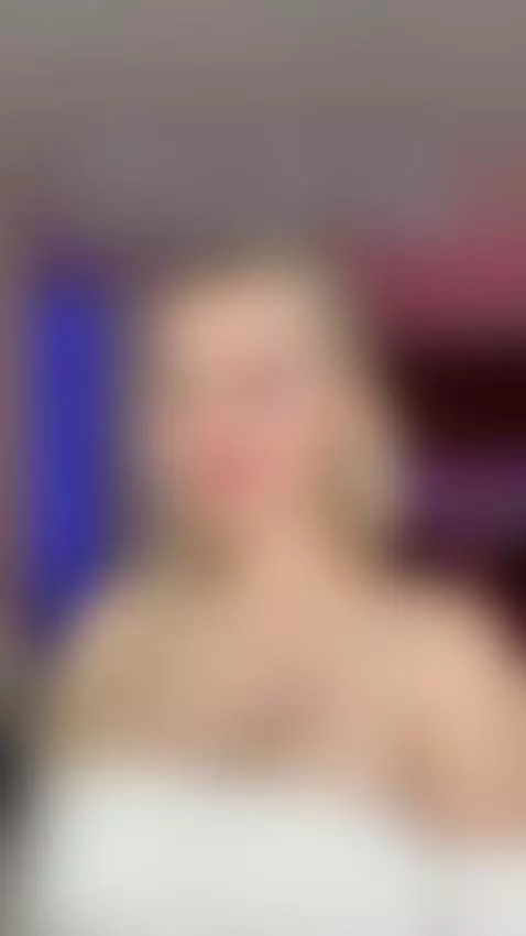 I pretend that I'm not a walking meme.😁 by alkh1mova