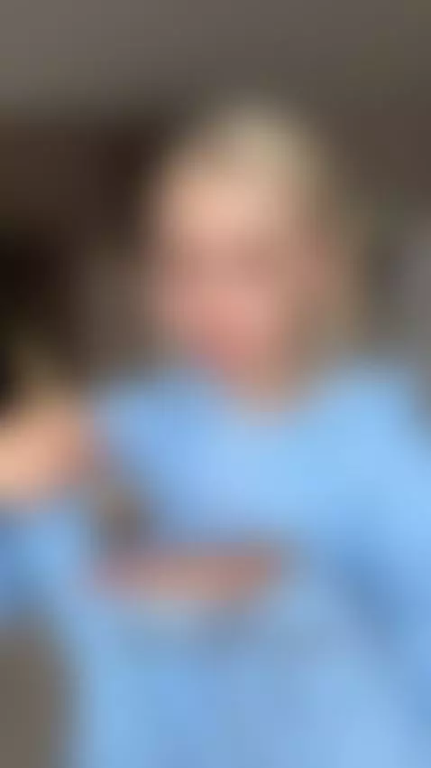 Trendy song 🤗 by alkh1mova