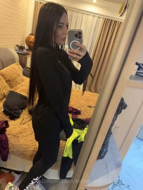 Find Me here  ☘️💋

https://ton.place/emmaflour

https://fans... by emanuela93