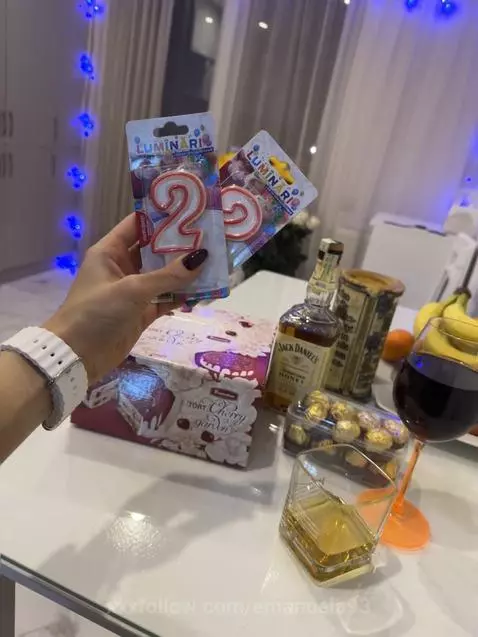 Find Me here  ☘️💋

https://ton.place/emmaflour

https://fans... by emanuela93