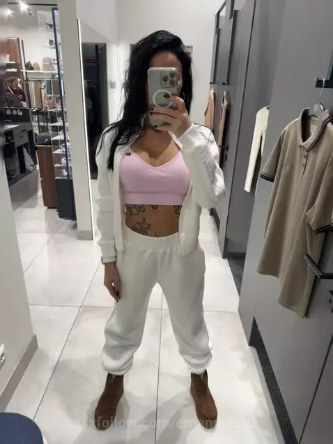 Find Me here  ☘️💋

https://ton.place/emmaflour

https://fans... by emanuela93